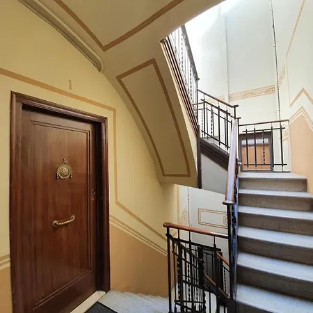 Penthouse In Sagrada Familia * Βαρκελώνη